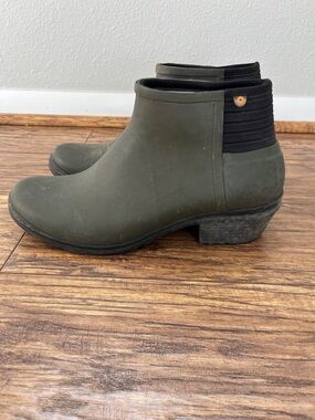 Bogs women’s vista ankle boots